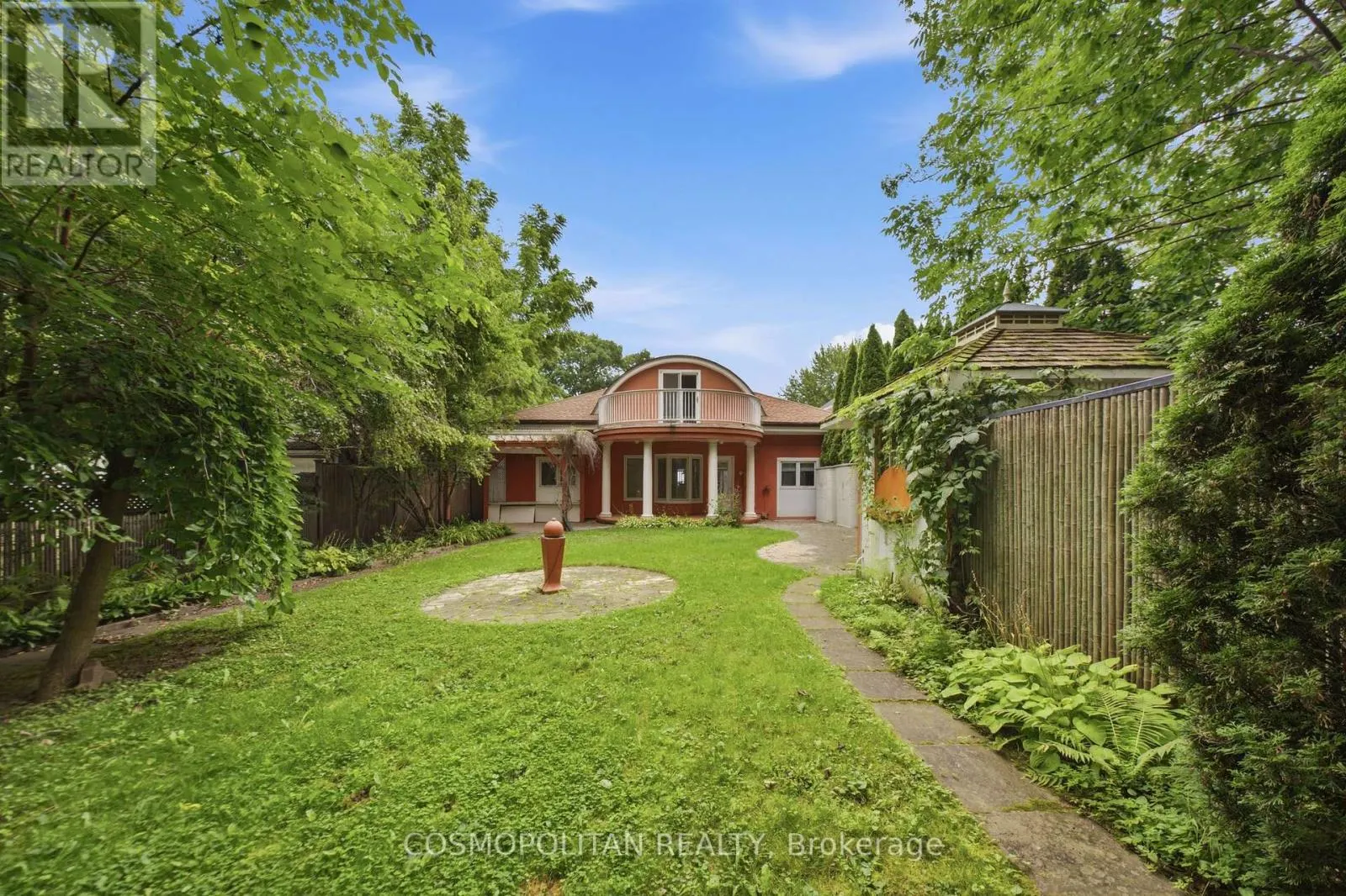 34 VINCENT AVENUE