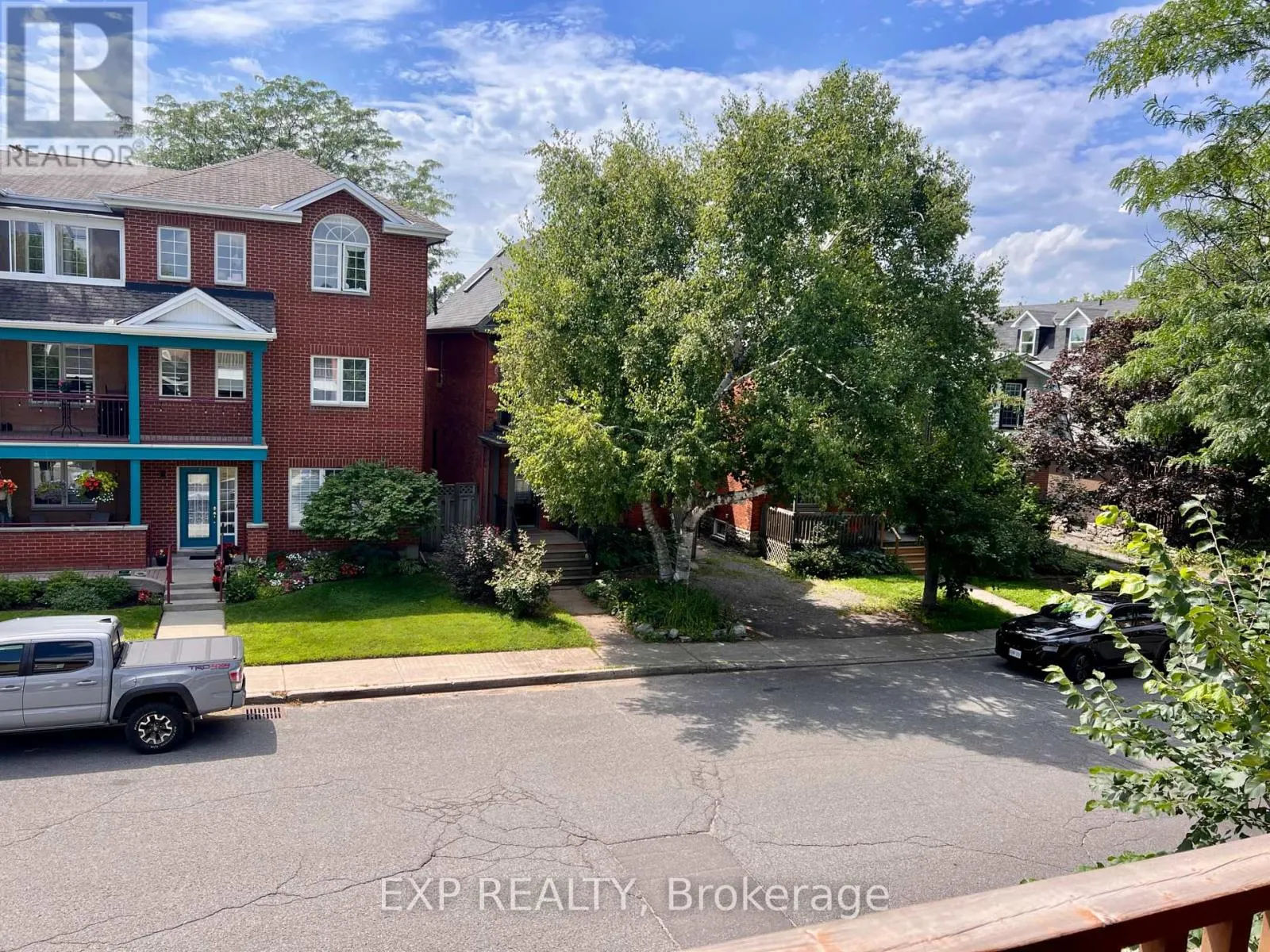 107 SPADINA AVENUE