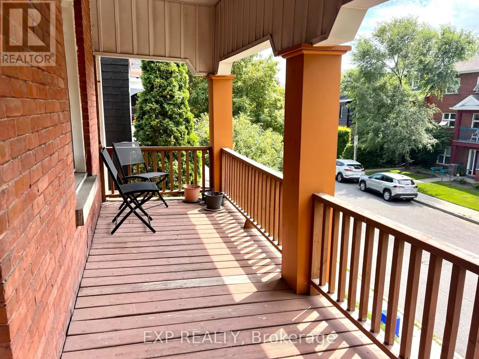 107 SPADINA AVENUE