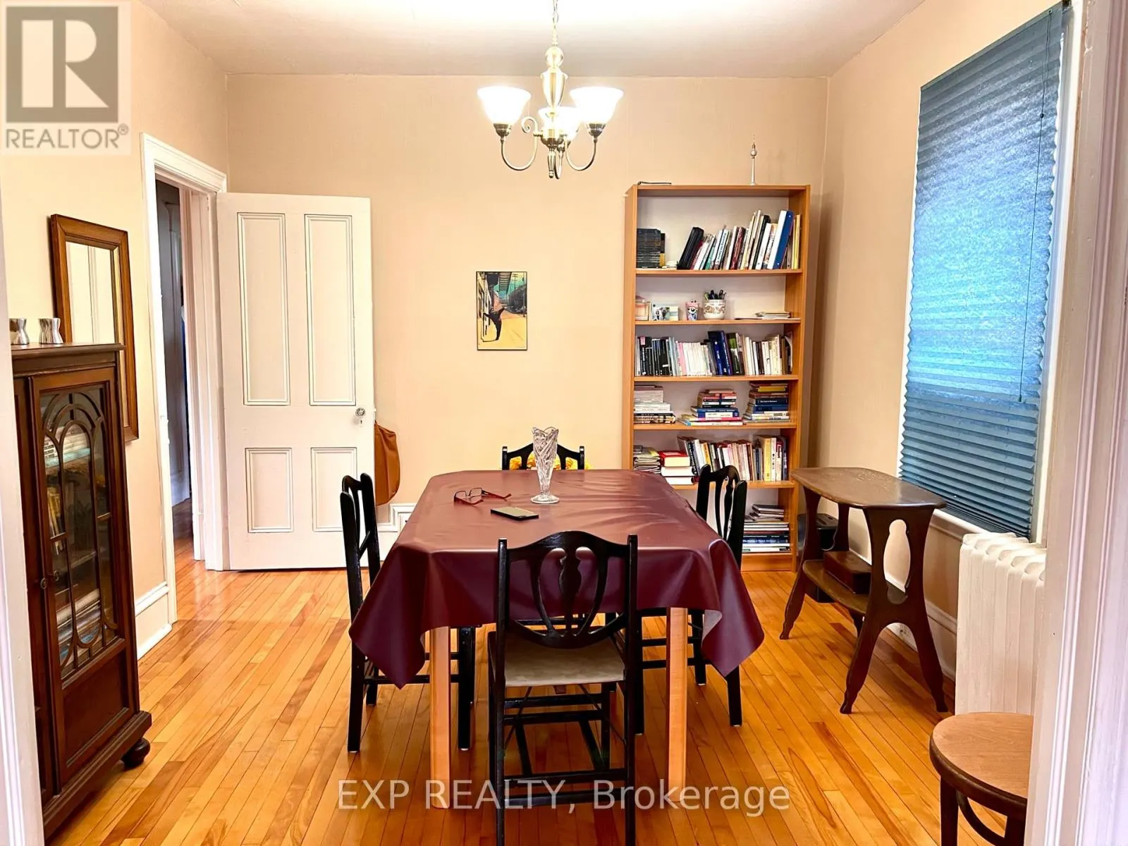 107 SPADINA AVENUE