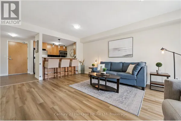 207 - 901 PAISLEY ROAD