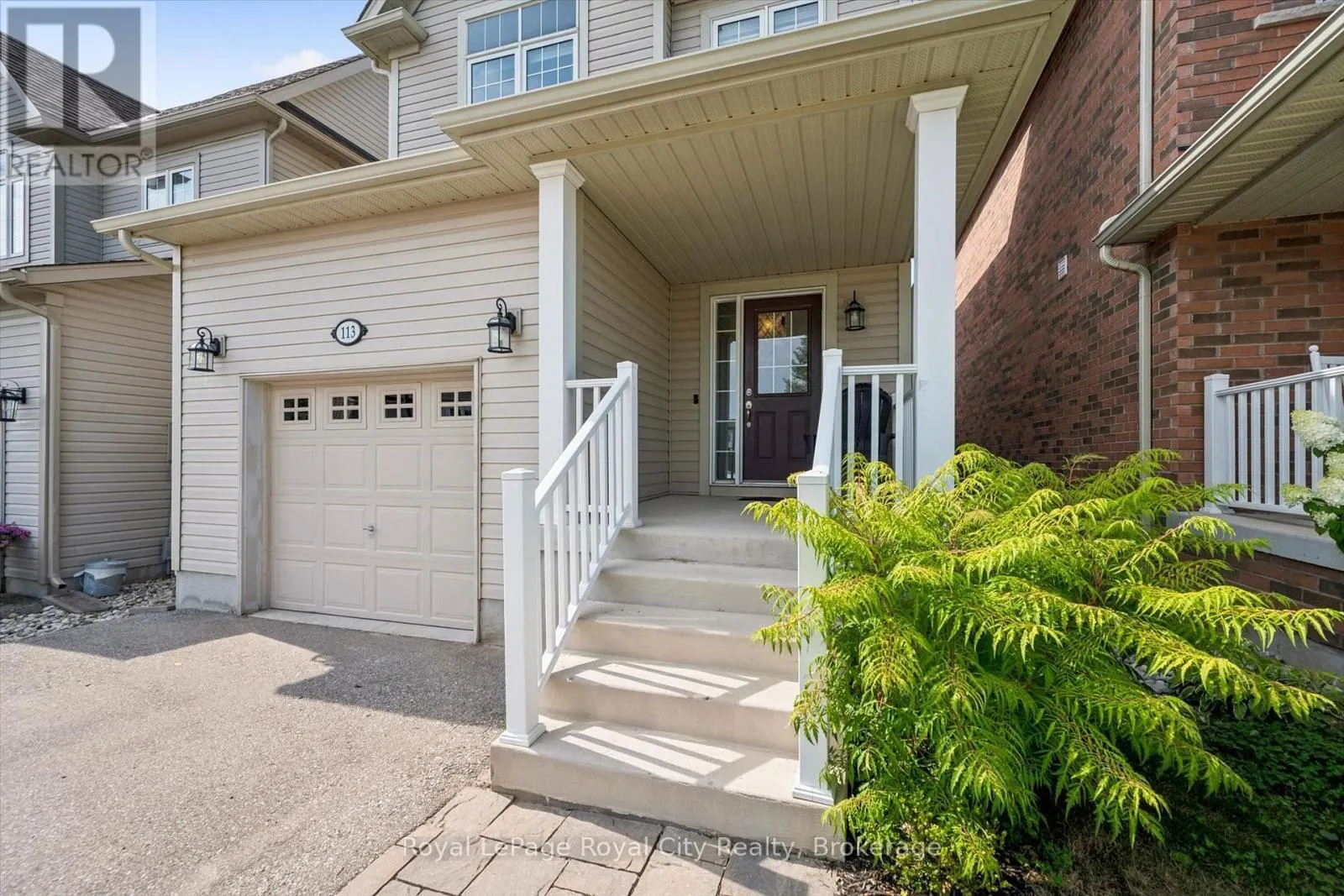 113 COURTNEY STREET