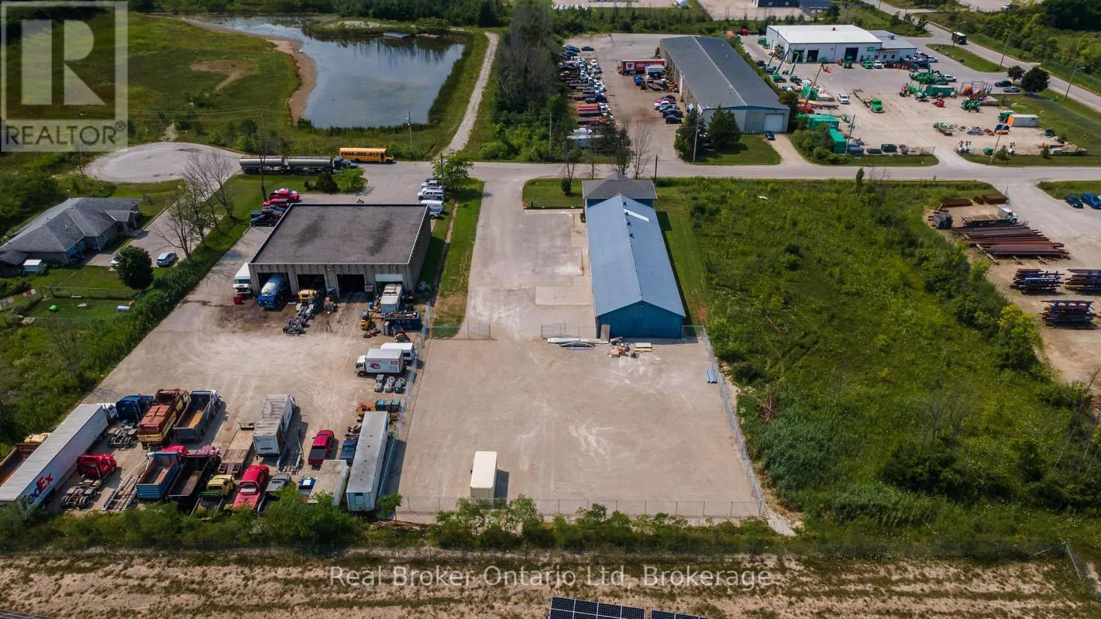 UNIT #4 - 2155 18TH AVENUE E #Unit #4