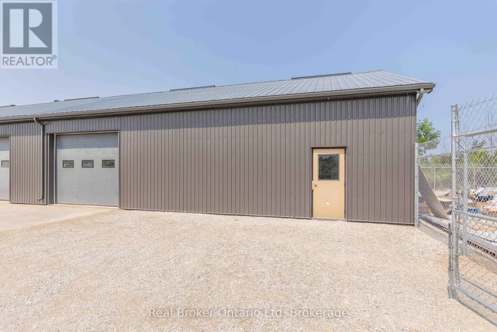 UNIT #4 - 2155 18TH AVENUE E #Unit #4