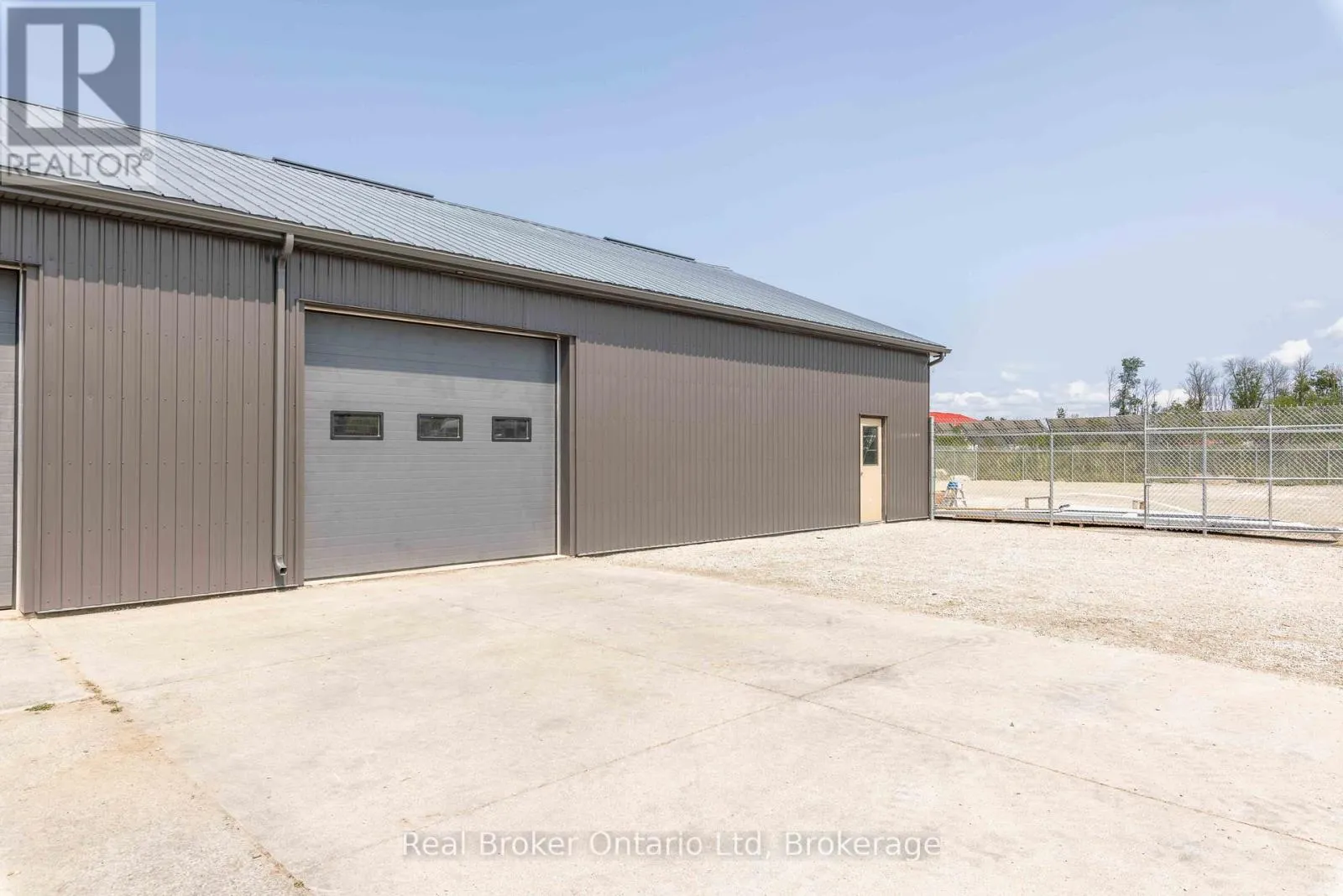 UNIT #4 - 2155 18TH AVENUE E #Unit #4