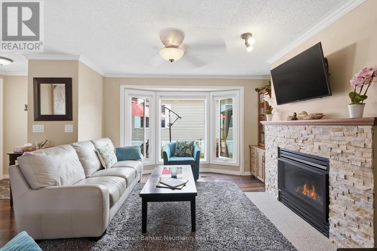 9 BASSWOOD ROAD