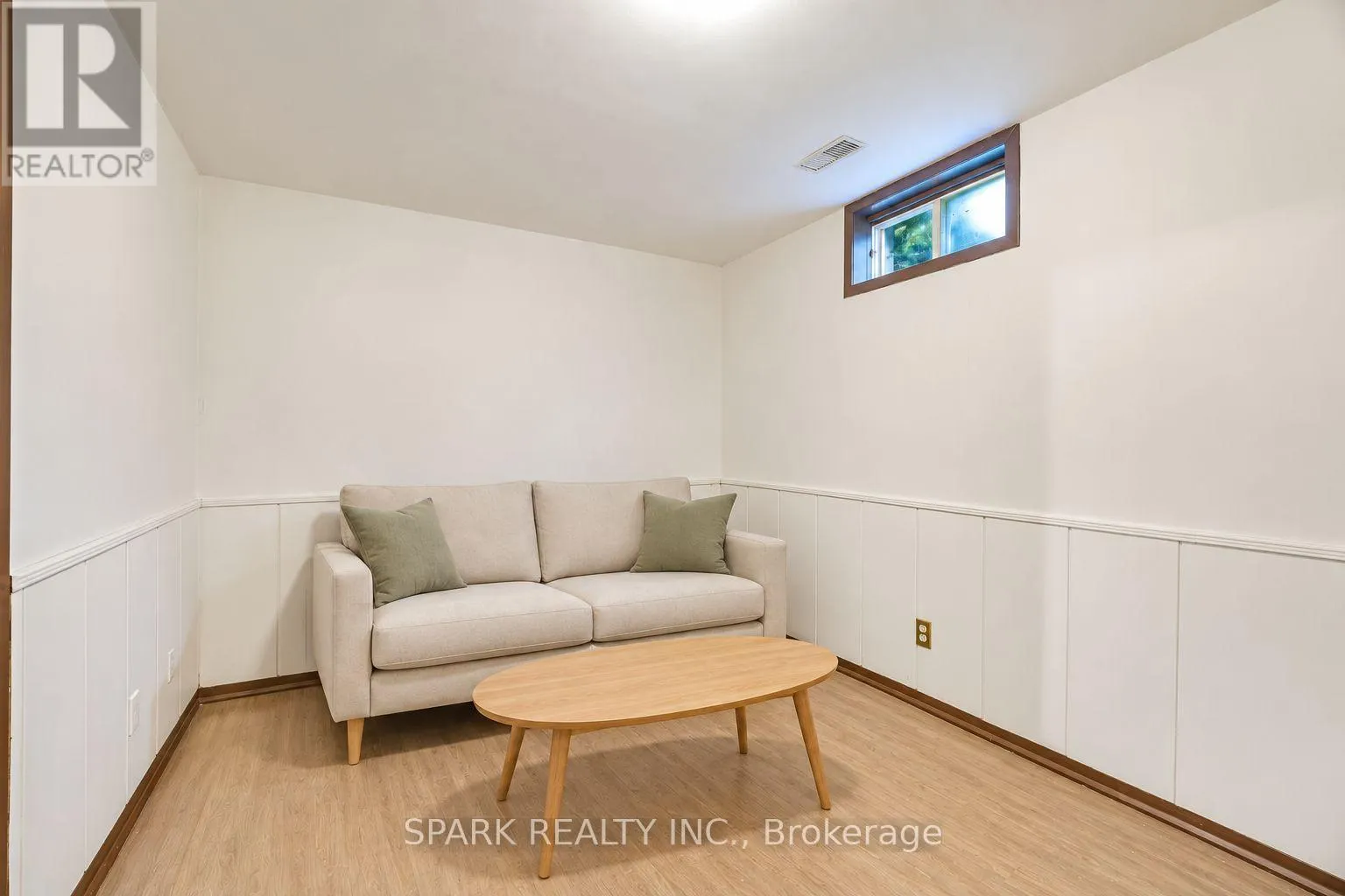 23 RANNIE COURT