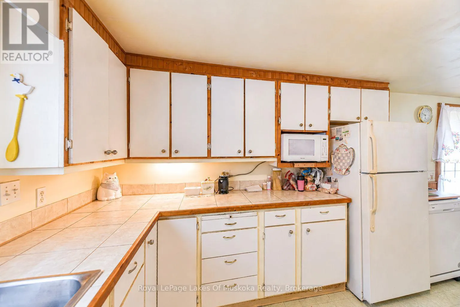 34 YOUNG STREET