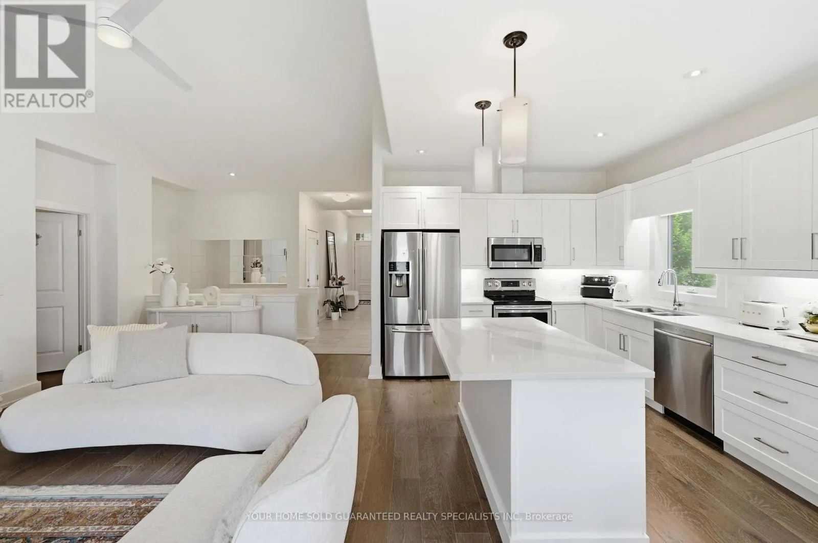 2 PROSPECT LANE