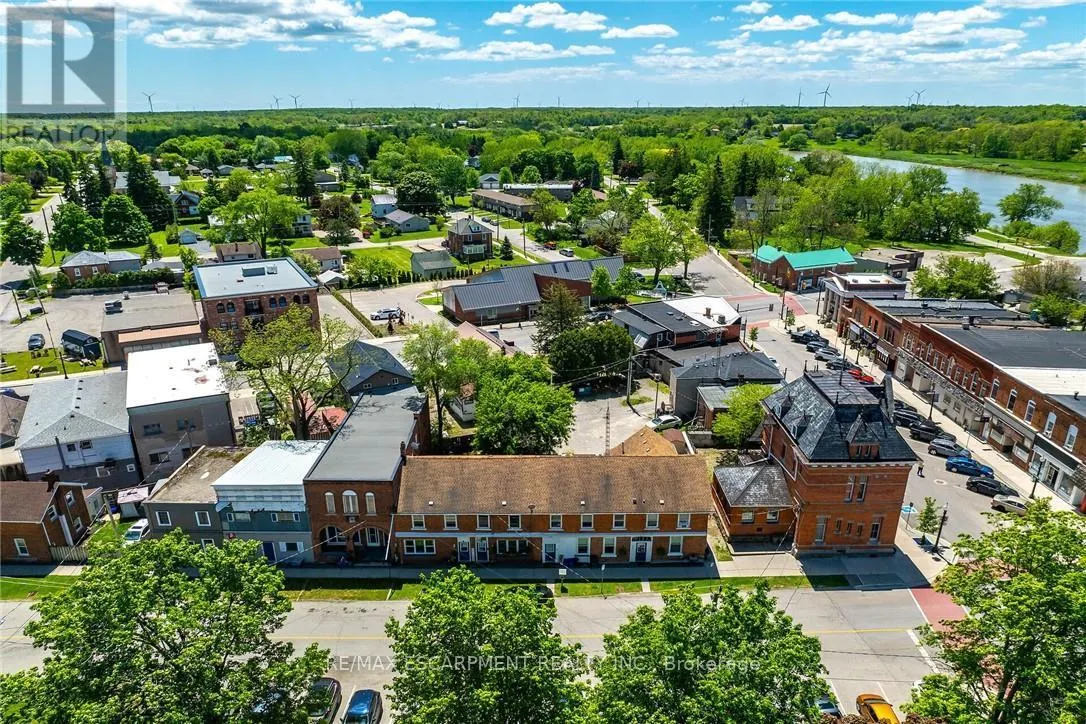 A&B - 18 KING STREET