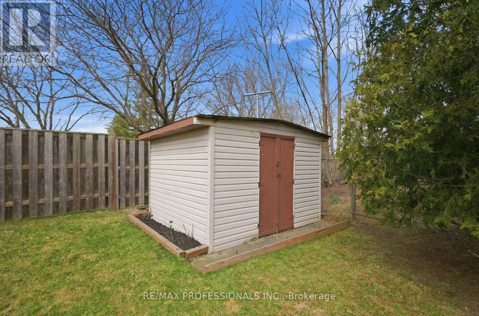 200 MORRISON DRIVE