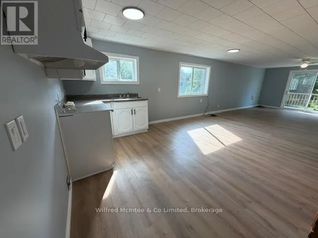 11C CEDARWOOD DRIVE
