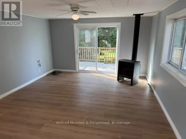 11C CEDARWOOD DRIVE