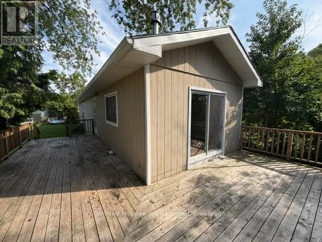 11C CEDARWOOD DRIVE