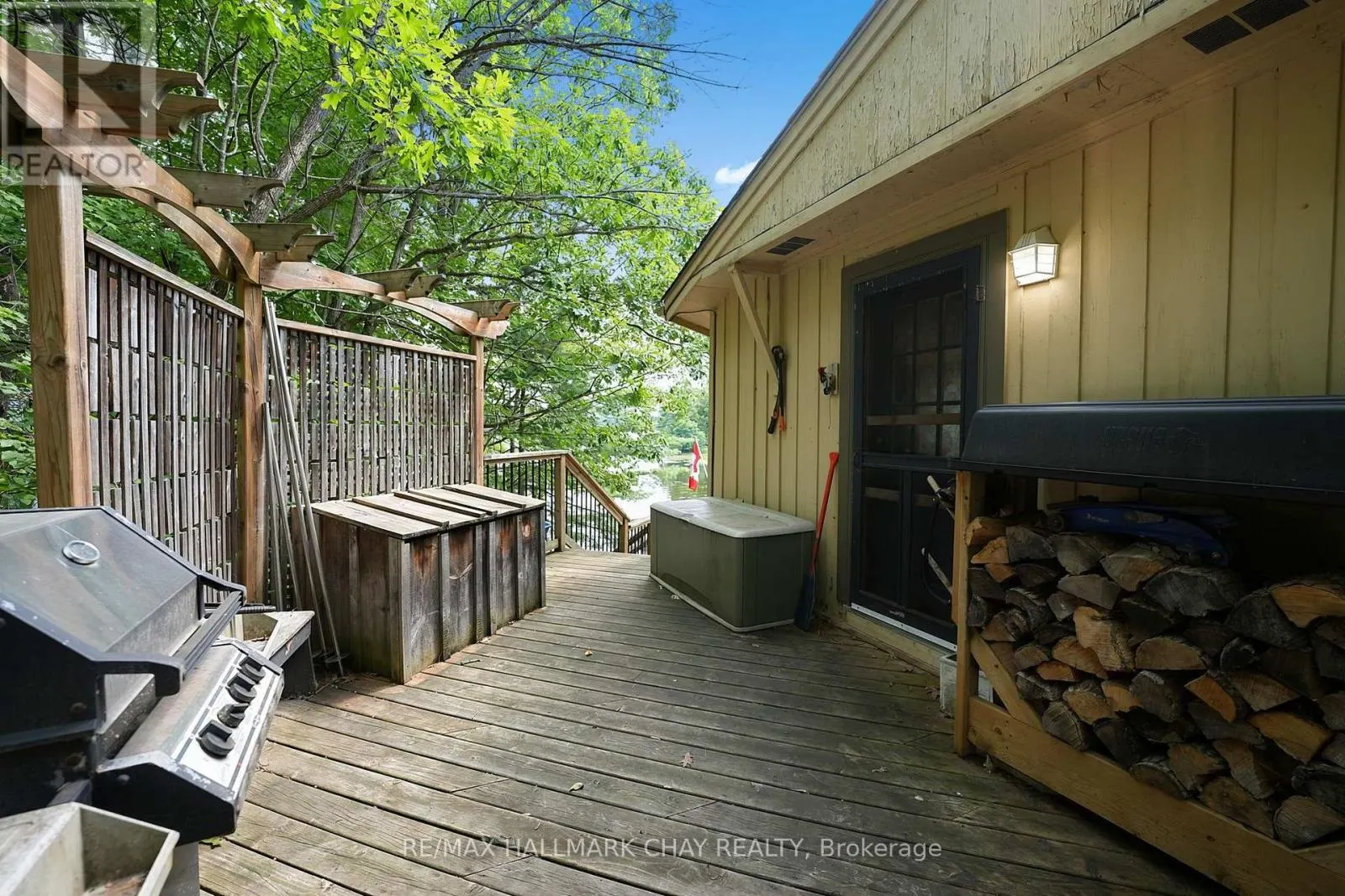 1283 WEST LIONSHEAD ROAD