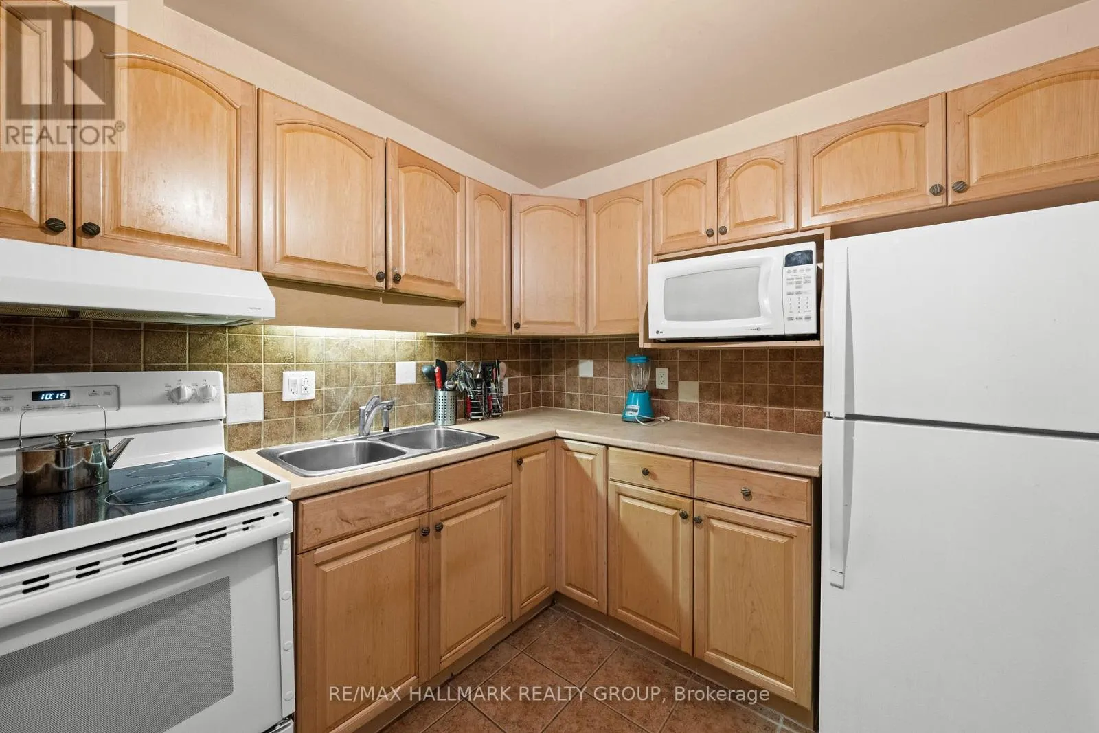 64 - 3415 UPLANDS DRIVE