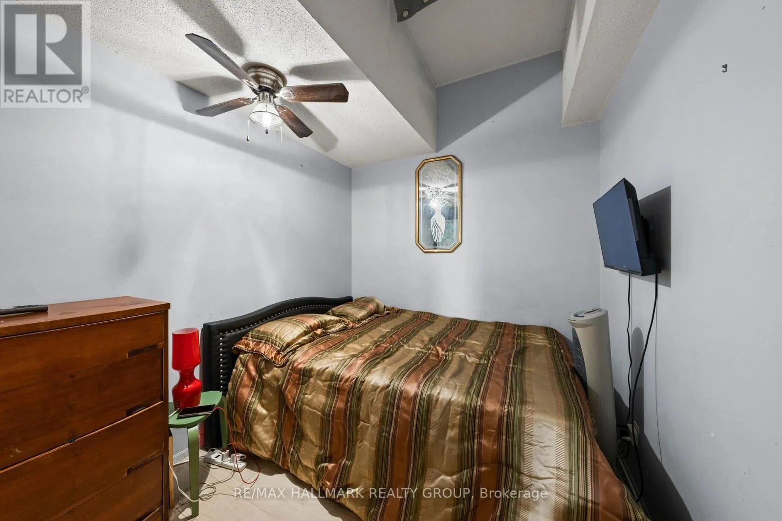 64 - 3415 UPLANDS DRIVE