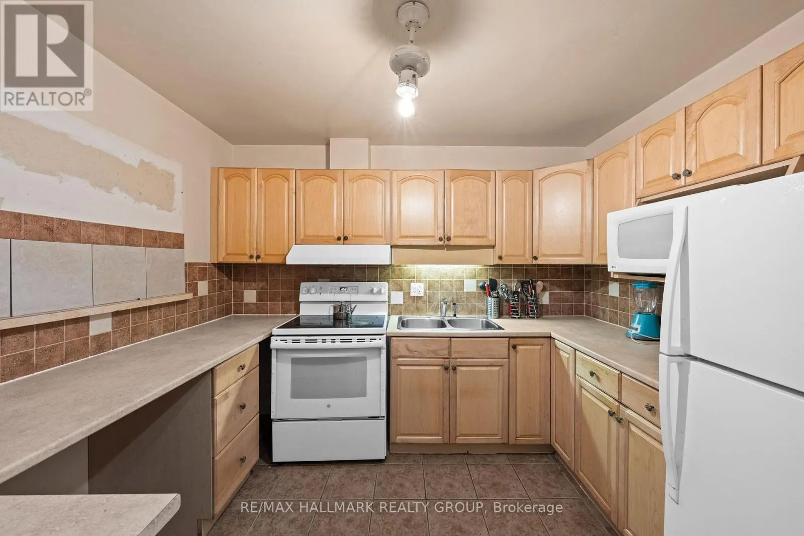 64 - 3415 UPLANDS DRIVE