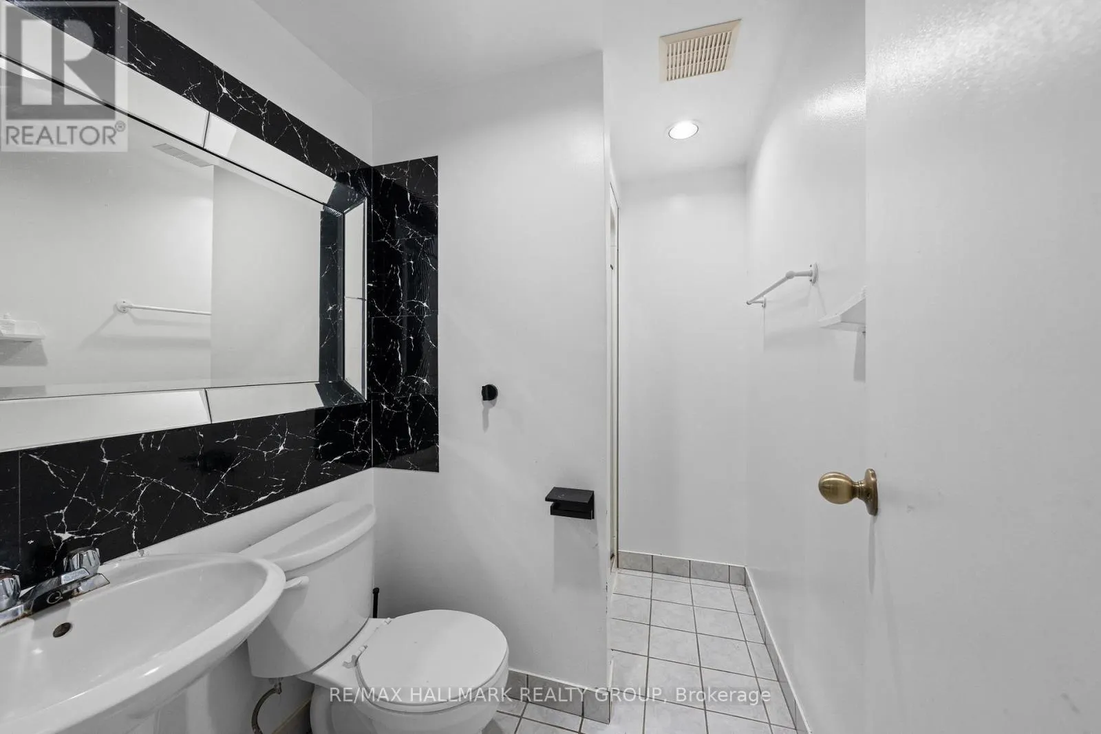 64 - 3415 UPLANDS DRIVE