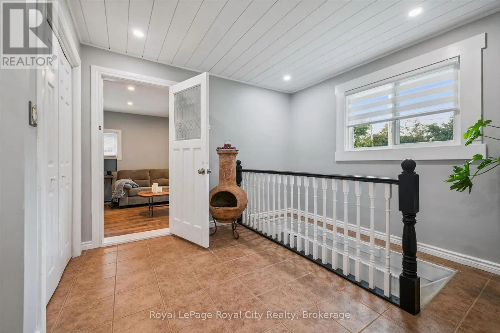 6167 GUELPH STREET
