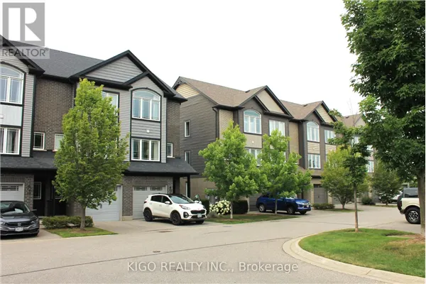 21 - 12 POPLAR DRIVE