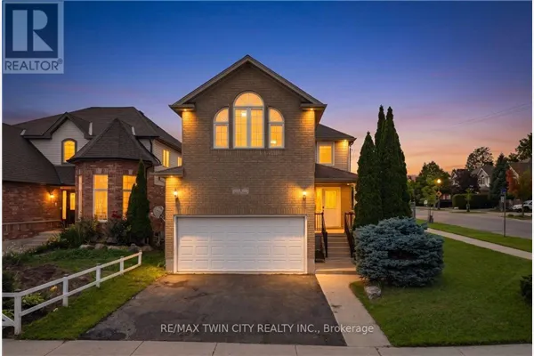 3 APPLE RIDGE DRIVE
