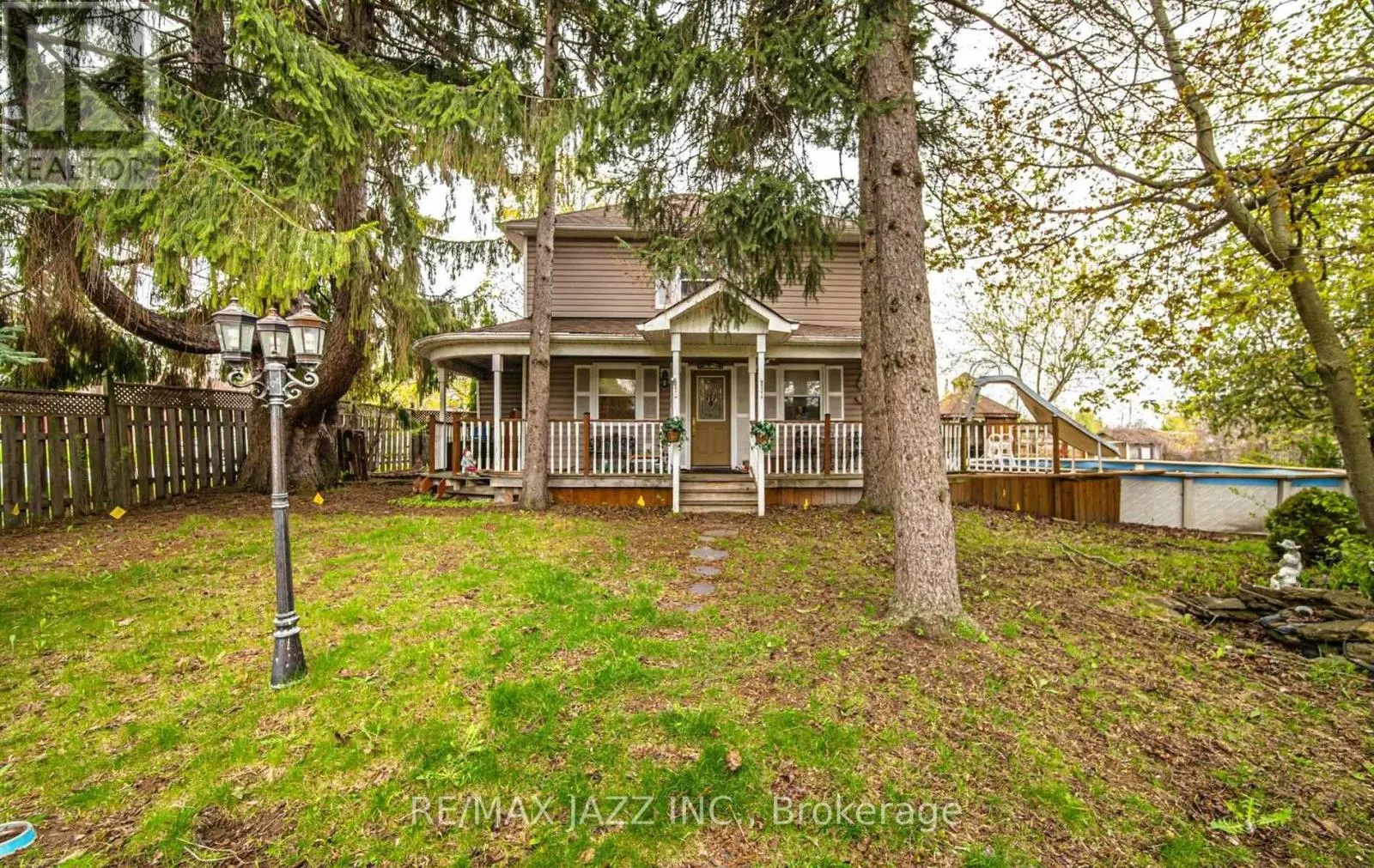 112 HOPE STREET N