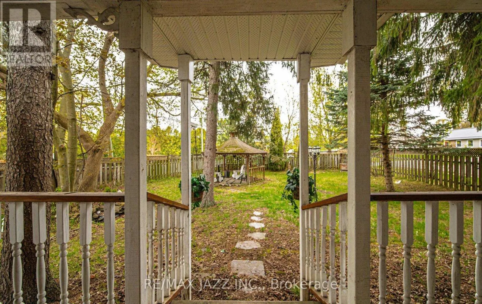 112 HOPE STREET N