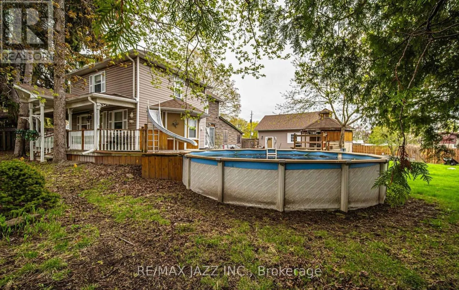 112 HOPE STREET N