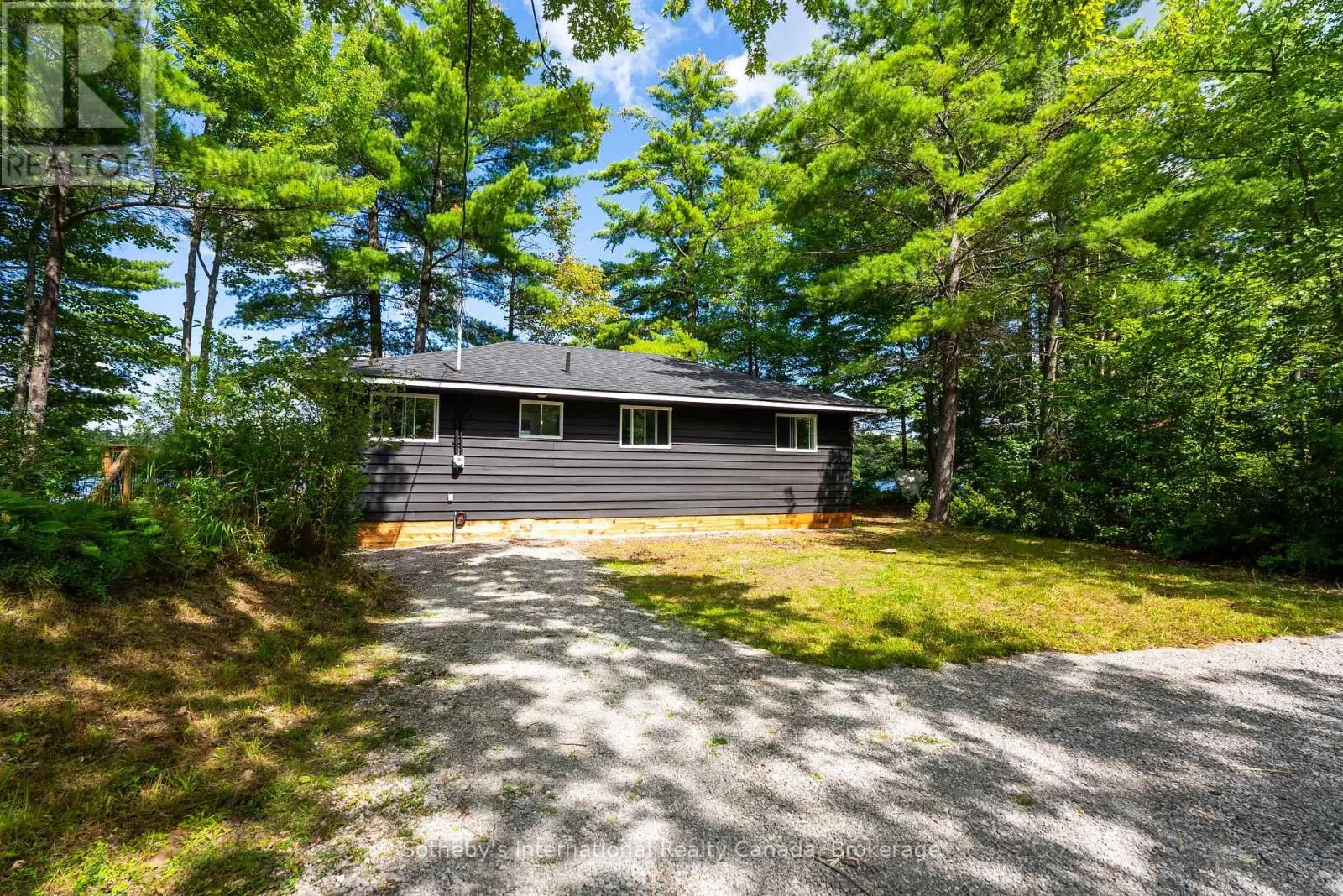 COTTAGE - 1055 WEST BANK DRIVE #COTTAGE