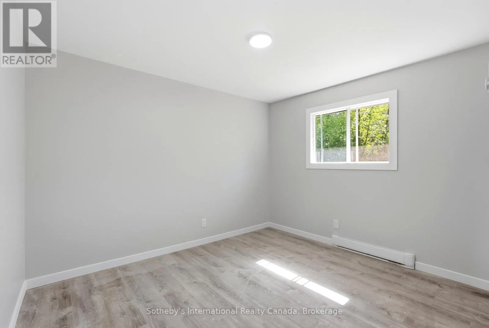 COTTAGE - 1055 WEST BANK DRIVE #COTTAGE
