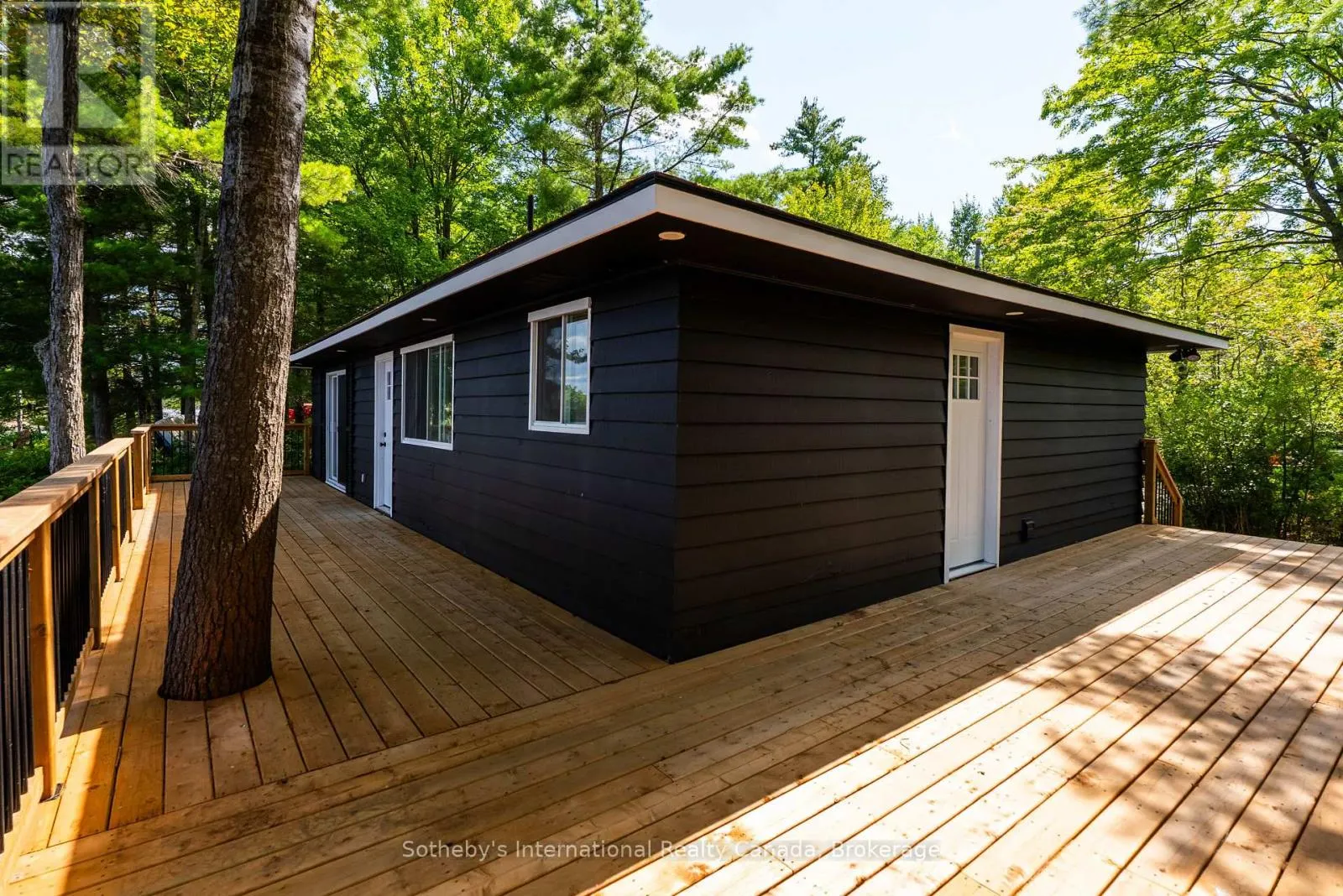 COTTAGE - 1055 WEST BANK DRIVE #COTTAGE