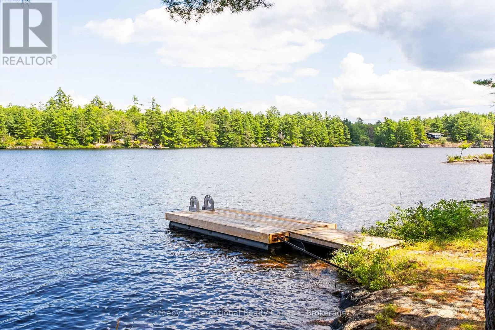 COTTAGE - 1055 WEST BANK DRIVE #COTTAGE