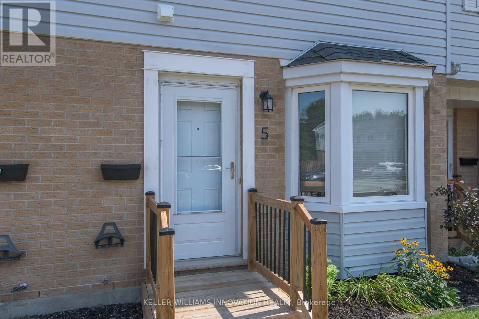 5 - 90 FERMAN DRIVE