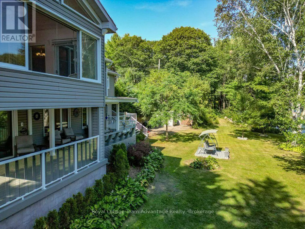 6 GINNIE STREET