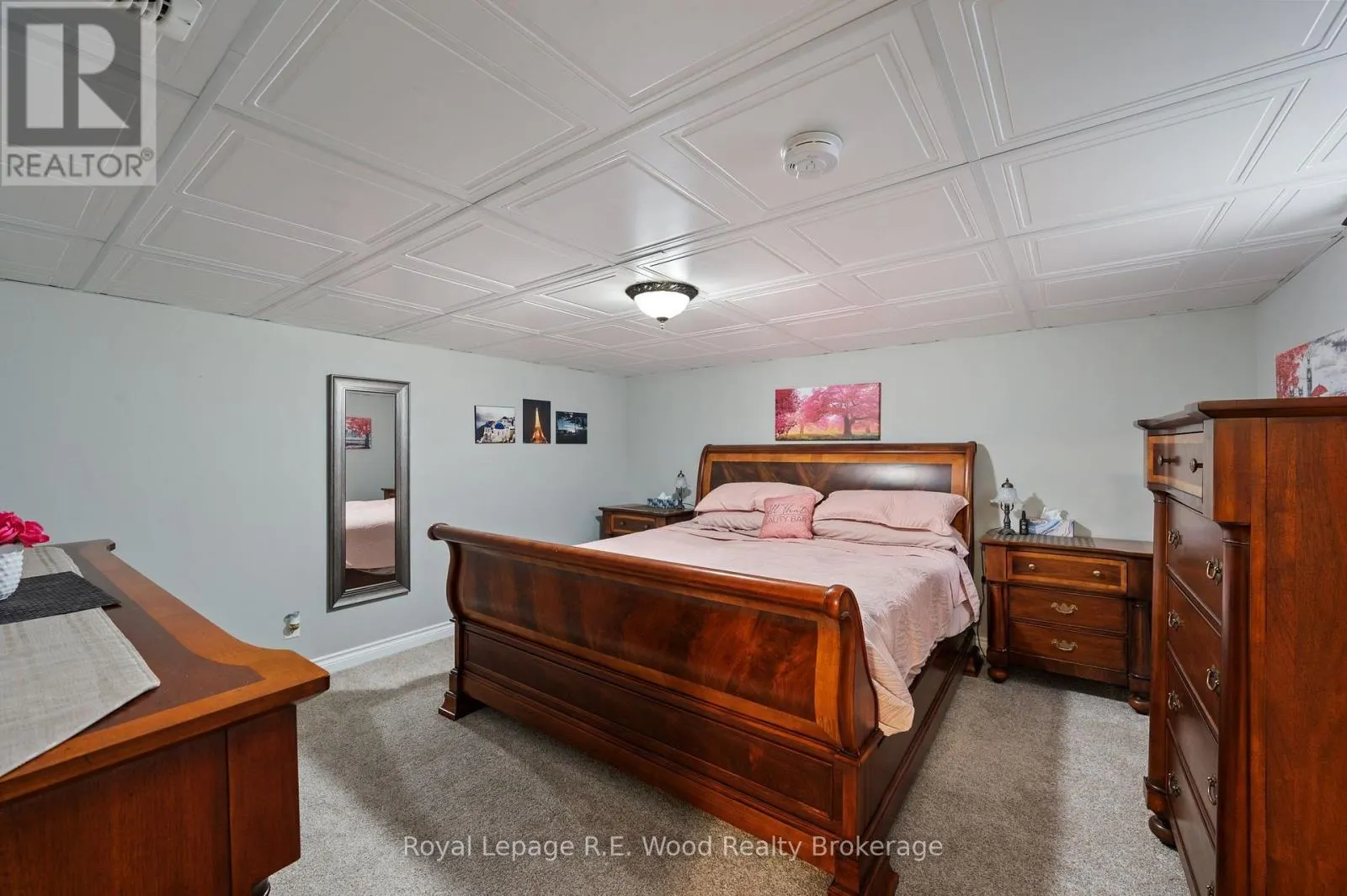 2 WHISPERING PINE LANE