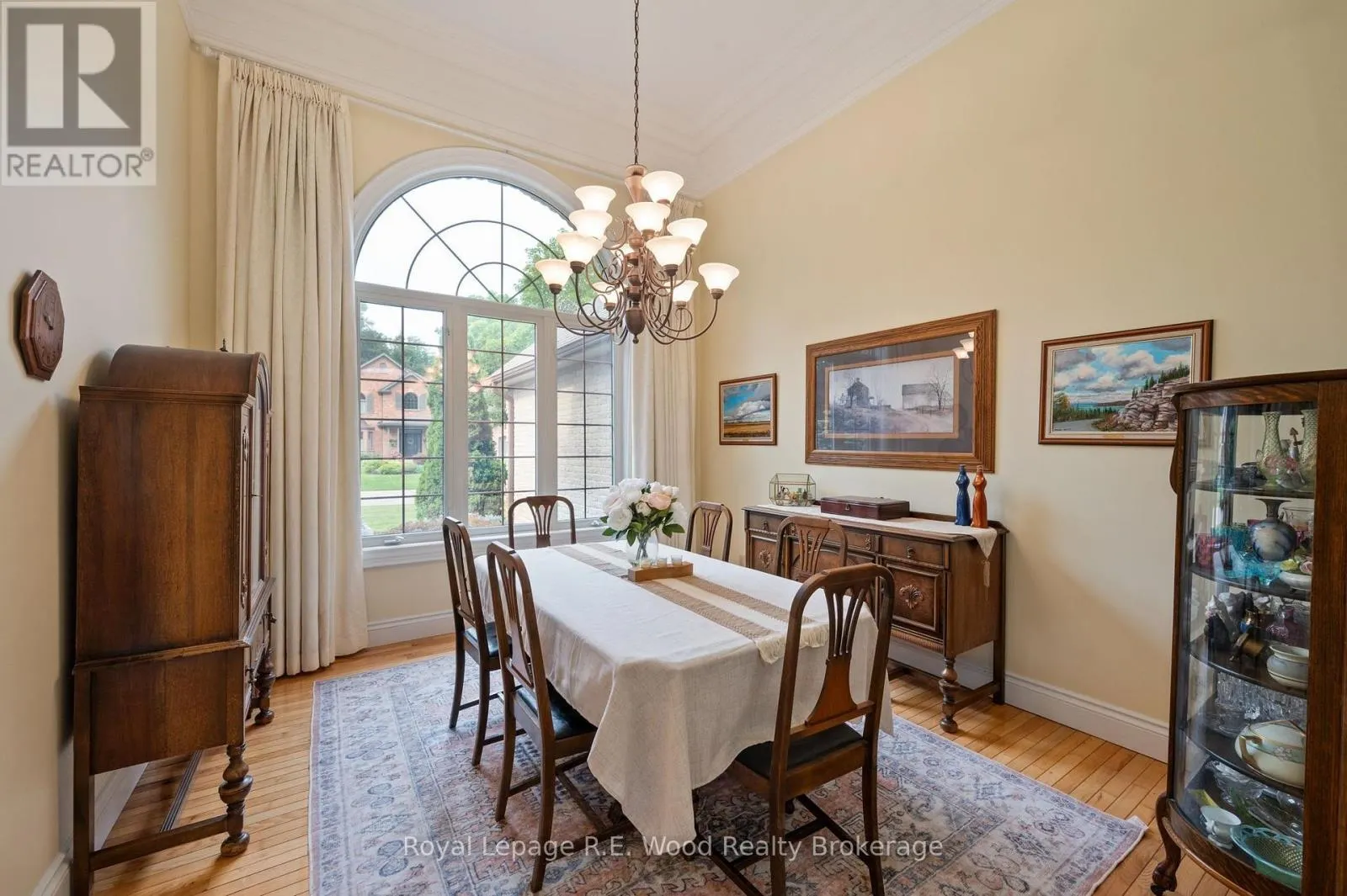 2 WHISPERING PINE LANE