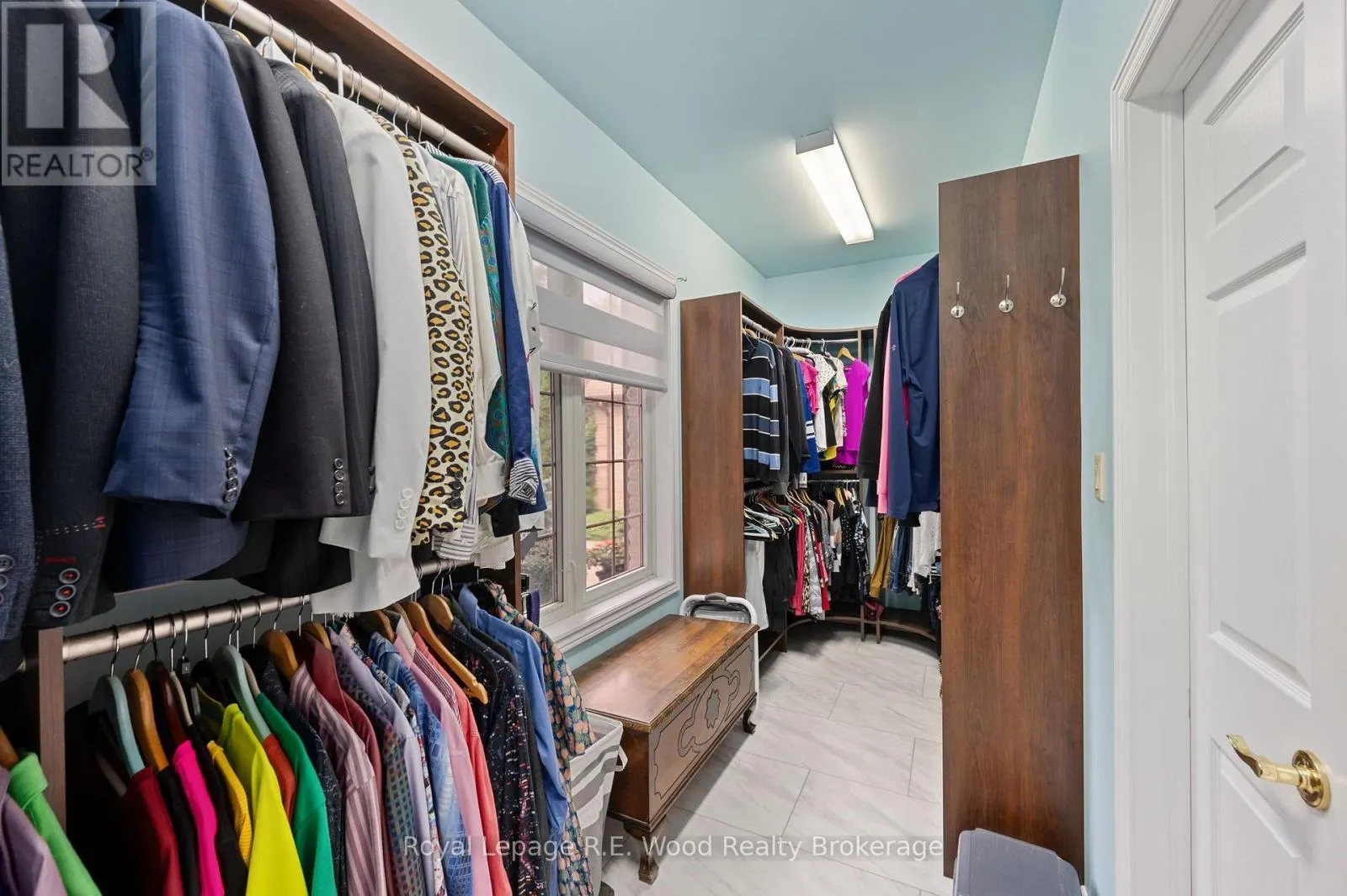 2 WHISPERING PINE LANE