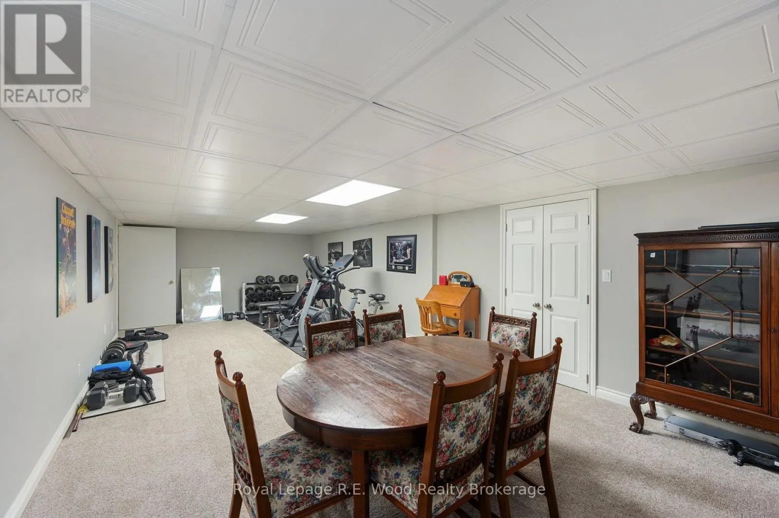 2 WHISPERING PINE LANE