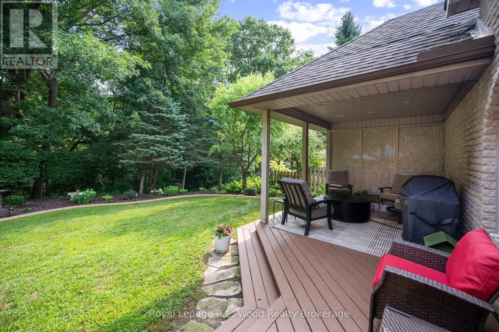 2 WHISPERING PINE LANE
