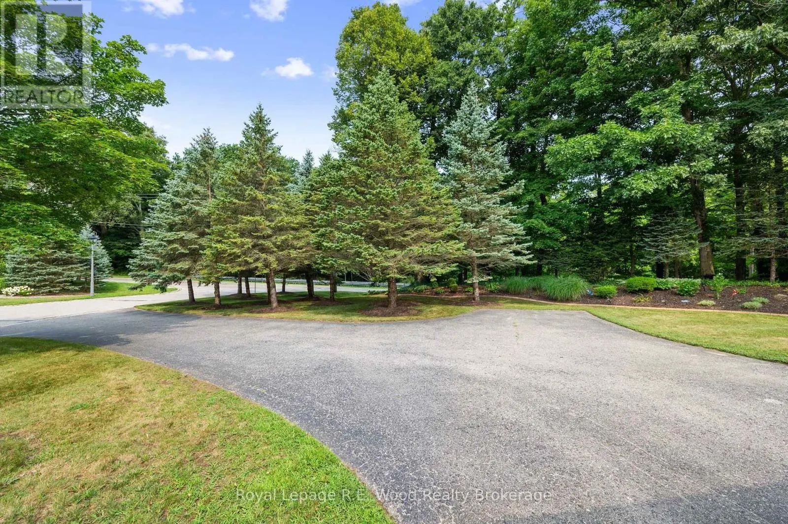 2 WHISPERING PINE LANE