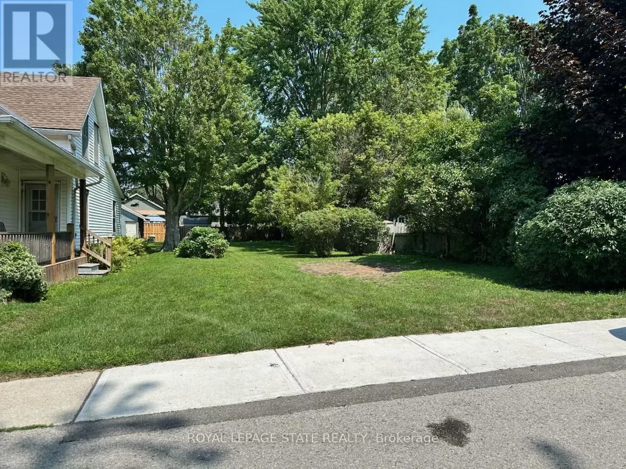 VL NORTH CAYUGA STREET W
