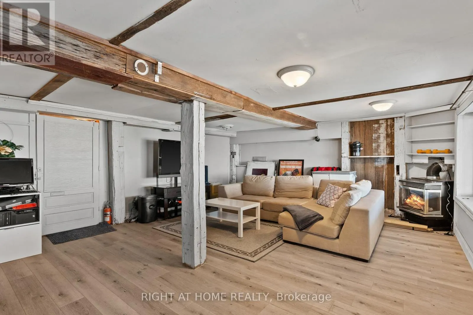 71 LIGHTHOUSE DR DRIVE