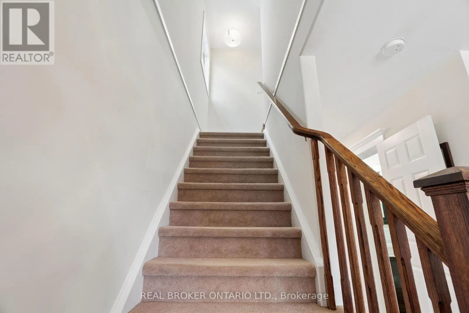 168 HAMPSON CRESCENT