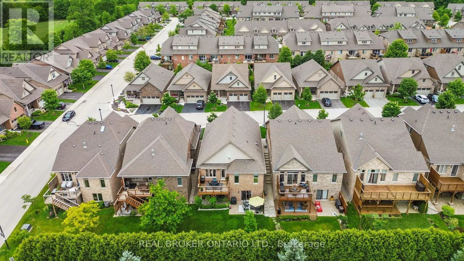 14 CHESTNUT DRIVE