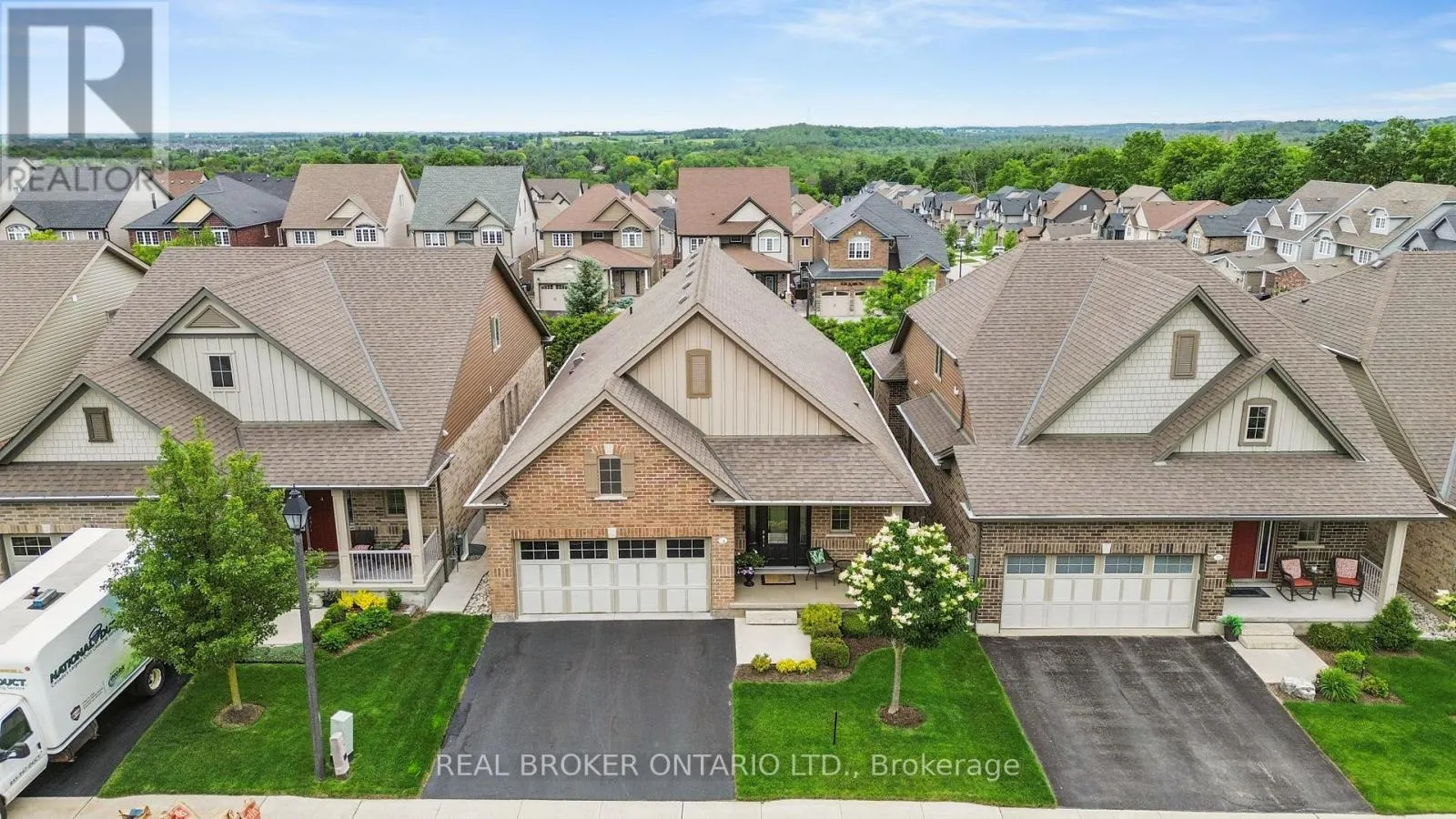 14 CHESTNUT DRIVE