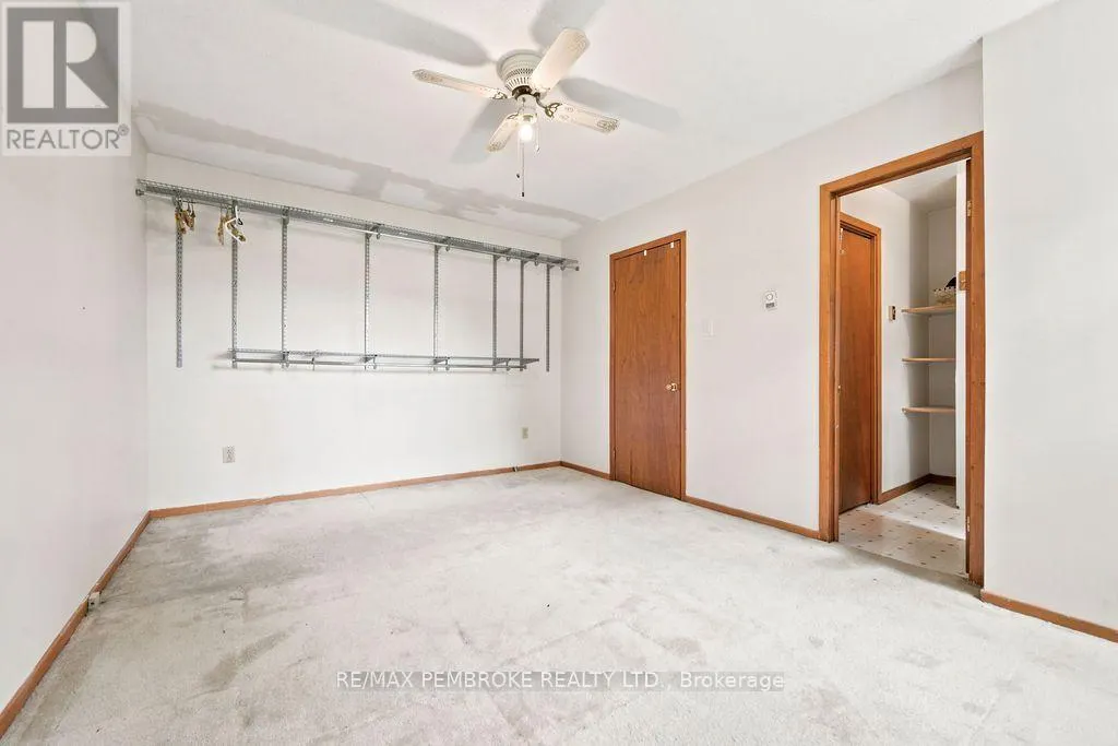 20 MEADOWBROOK DRIVE