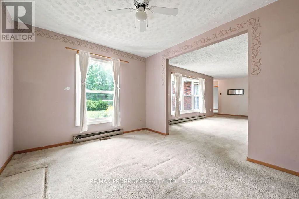 20 MEADOWBROOK DRIVE