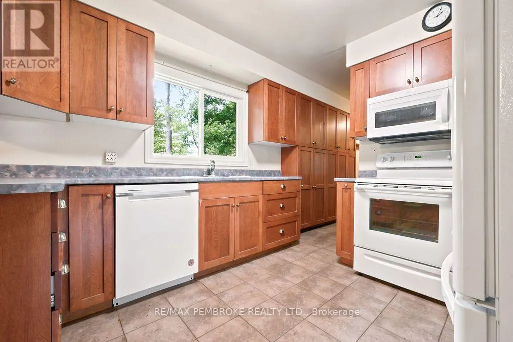 20 MEADOWBROOK DRIVE