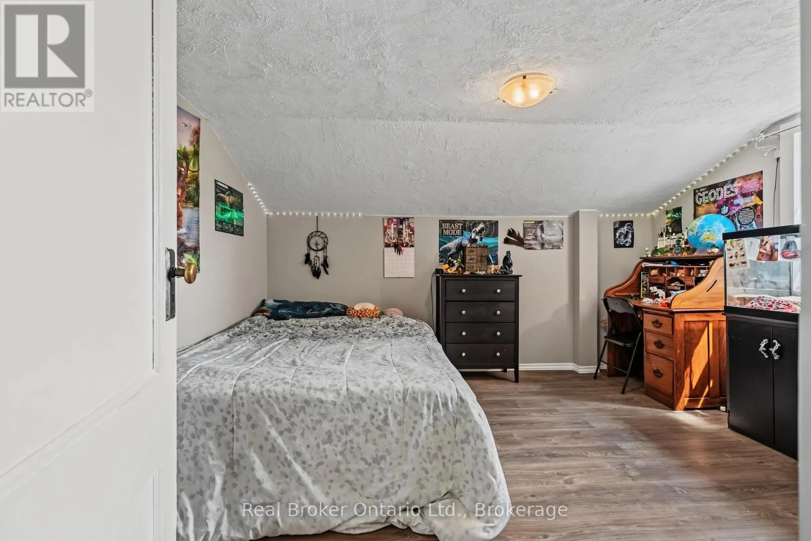 3047 BRUCE 1 ROAD